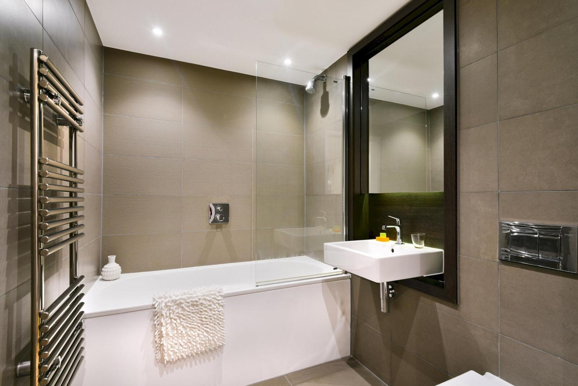 Madison Hill - Clapham South 1 - Two Bedroom Flat Londra Esterno foto
