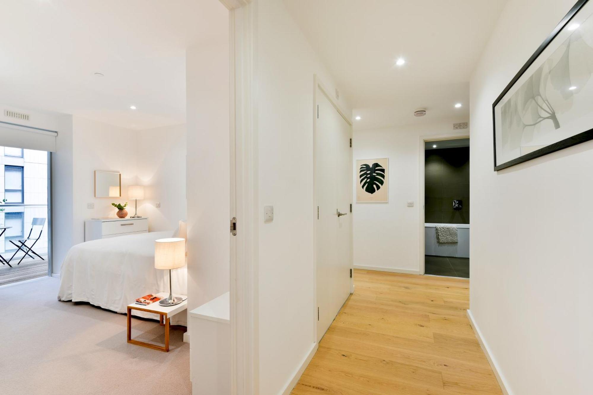 Madison Hill - Clapham South 1 - Two Bedroom Flat Londra Esterno foto