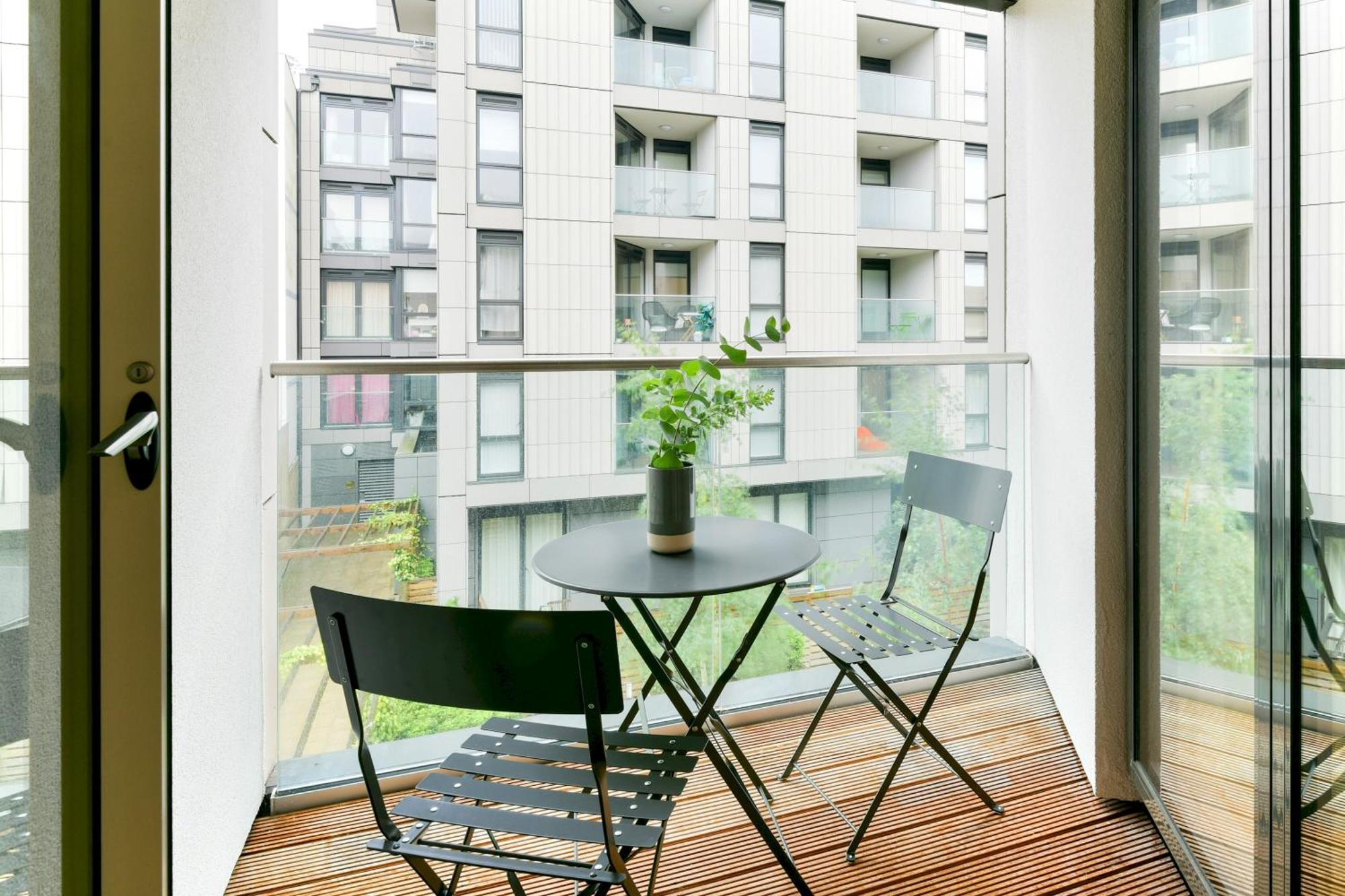 Madison Hill - Clapham South 1 - Two Bedroom Flat Londra Esterno foto